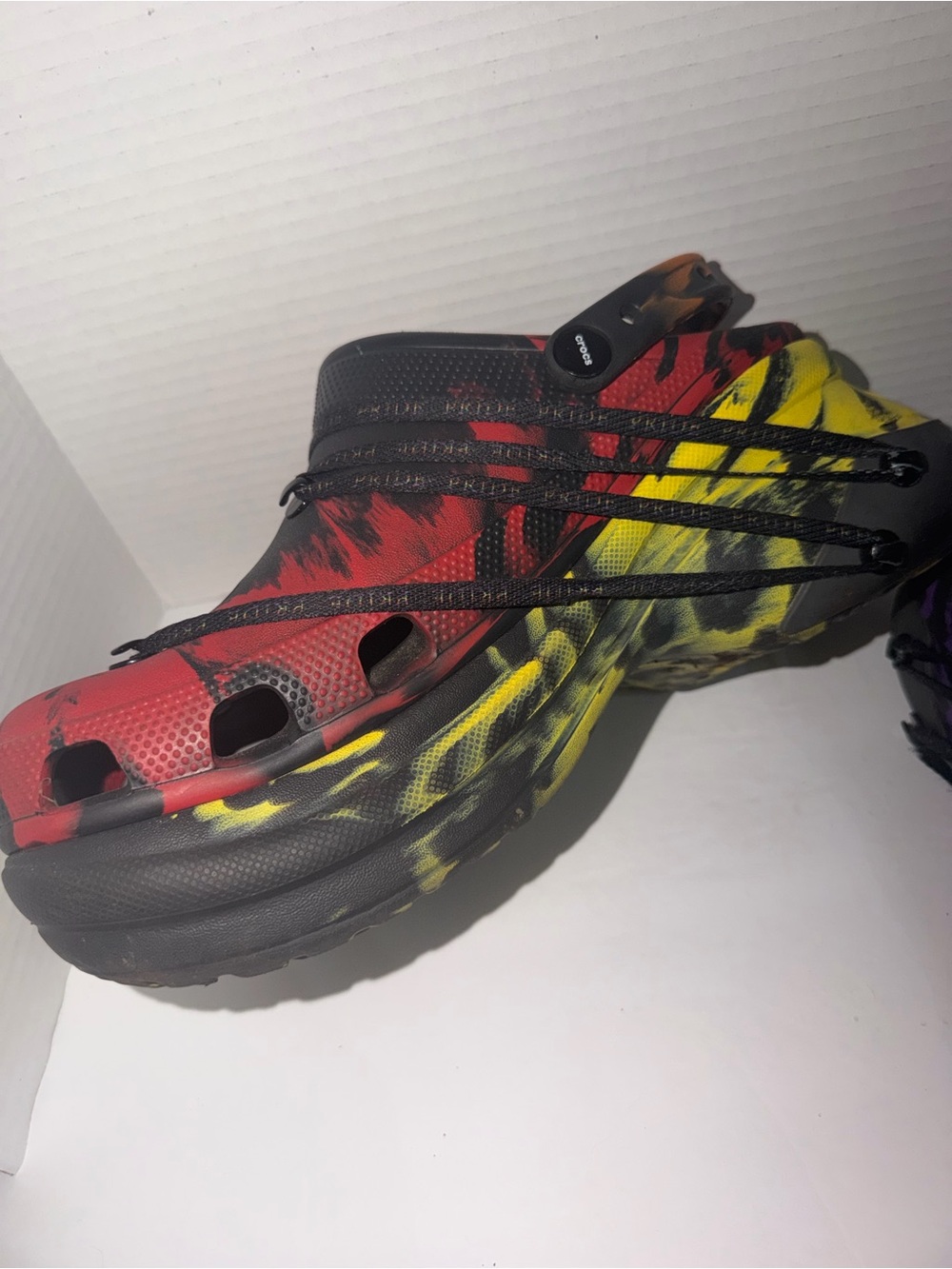 Crocs X Ruby Rose *RARE*W11 - Picture 8 of 9